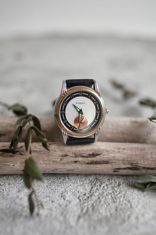 True Vintage: Fossil Crosshatch